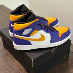 Jordan 1 Mid Lakers Men’s Size 11 Brand New